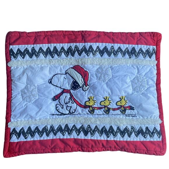 Peanuts Snoopy Christmas Quilted Pillow Cover Panel 26x21 Santa Hat Holiday - Picture 1 of 6